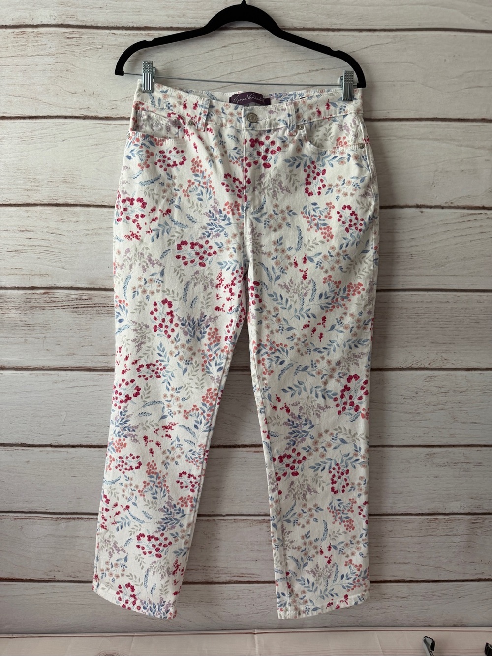 Gloria Vanderbilt "Amanda" White Floral Pants with Pink & Blue Accents Size 10P